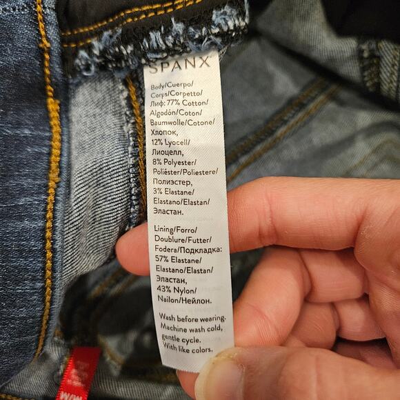 Spanx Jeans Womens Size M Skinny Raw Released Hem Distressed Dark Wash Denim - Picture 14 of 14